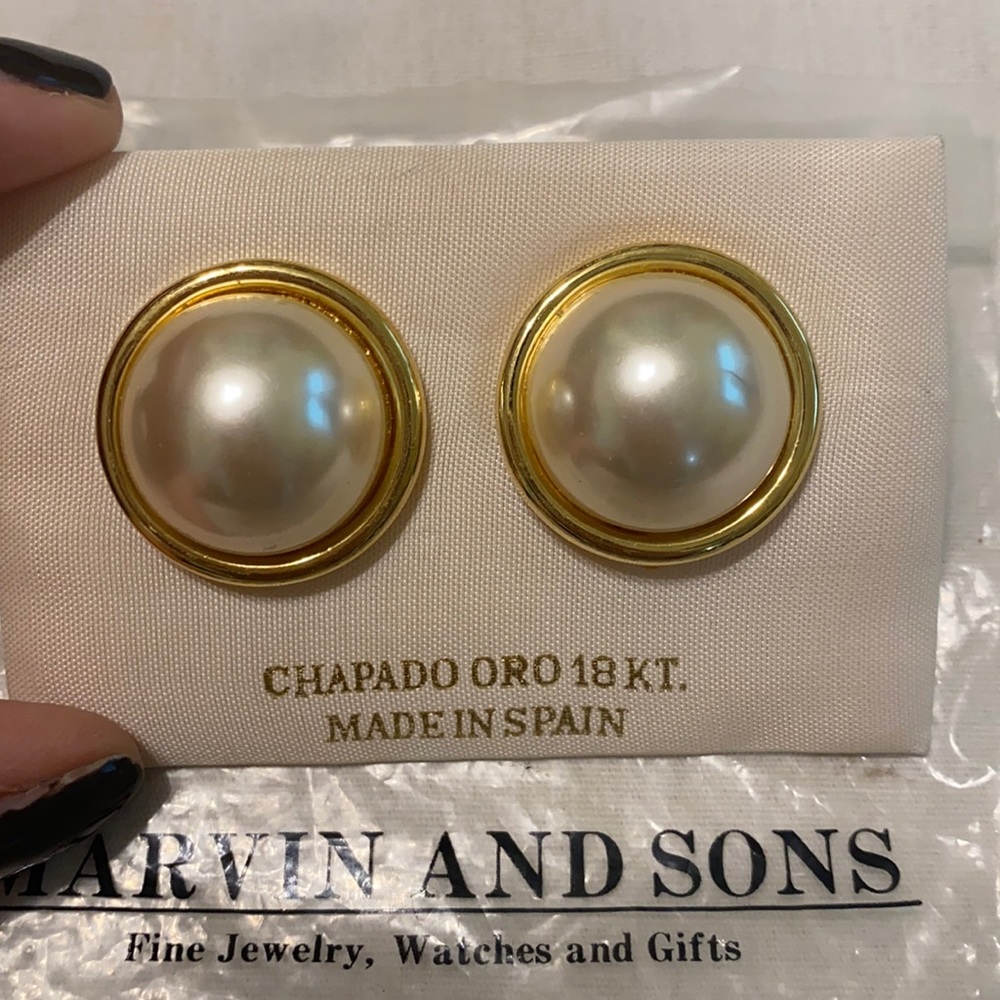 Vintage Clip On Earrings Pearl